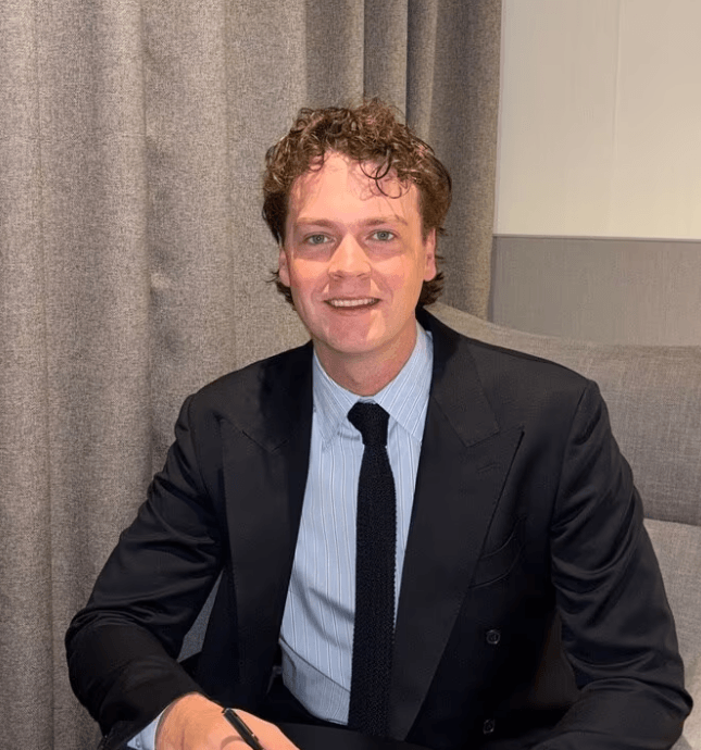 테일러-프로필-이미지